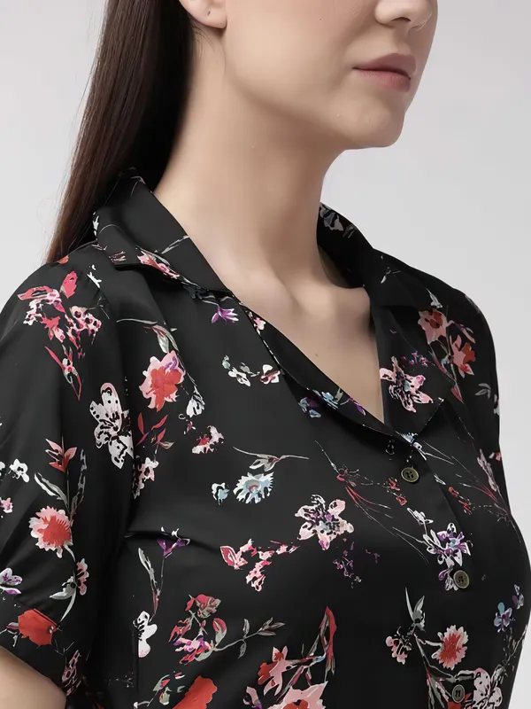 Black_&_Red_Floral_Print_Shirt_Collar,Puff_Sleeves_Maxi_Dress